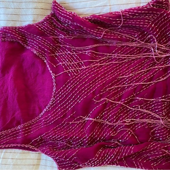 Designer Emma Black vintage beaded pure silk top. Beautiful fuchsia colour . - Picture 4 of 5